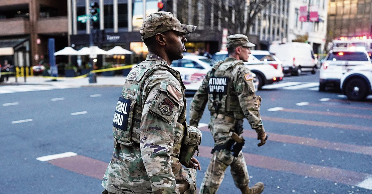 Trump maakt asiel-Afghanen verdacht - NRC