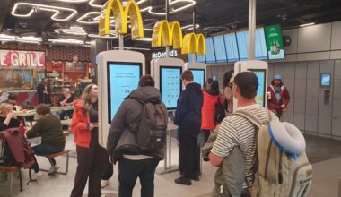 Salland Deze Week: McDonald’s Raalte langs de meetlat van de Donuteconomie en het Walmart-effect