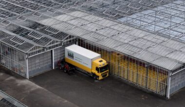 Medewerkers Jongerius in Houten in het duister na abrupt stoppen van hun kwekerij