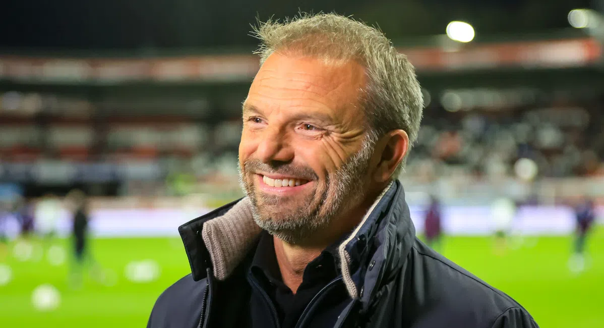 Maurice Steijn laakt 'raadselachtige' rode kaart na NEC - Sparta Rotterdam