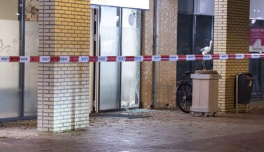 Zwaar vuurwerk gevonden na explosie bij verloskundigenpraktijk - De Telegraaf