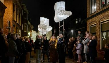 Eerste editie Sunnemeerten Parade trekt veel bekijks: ‘We willen hier graag een traditie van maken’
