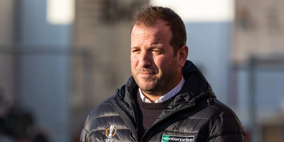 Van der Vaart: 'Ajax moet Simonis niet naar Amsterdam halen'