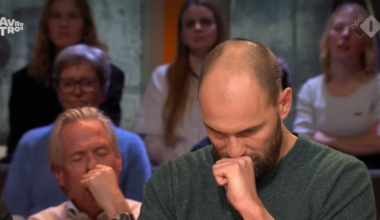 Bijzonder: Bas Dost geeft live op tv emotionele update, ook Jinek geraakt