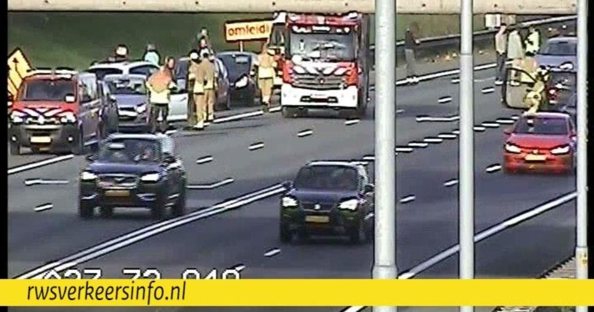 Rijstroken weer vrij na ongeluk op A27 bij Lunetten - RTV Utrecht