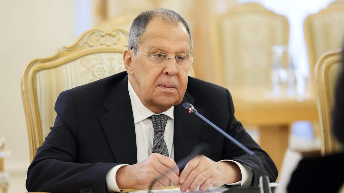 Er werd de laatste tijd gespeculeerd over de positie van de Russische buitenlandminister Sergey Lavrov, maar het Kremlin ontkent dat hij uit de gratie is geraakt.
