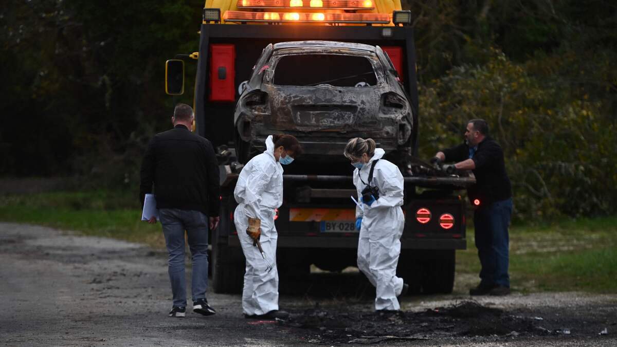 De man werd getaserd toen hij zijn auto in brand probeerde te steken en daarbij riep hij volgens de autoriteiten „Allahu akbar”.