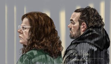 Daisy W. en John van de B. in het beklaagdenbankje van de Rotterdamse rechtbank.