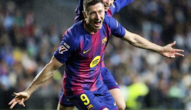 Robert Lewandowski juicht weer eens na een doelpunt voor FC Barcelona.