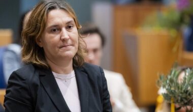 Kamerlid Piri wilde van het demissionaire kabinet weten waar het materiaal vandaan komt voor haar partij groen licht zou geven voor de aanschaf.