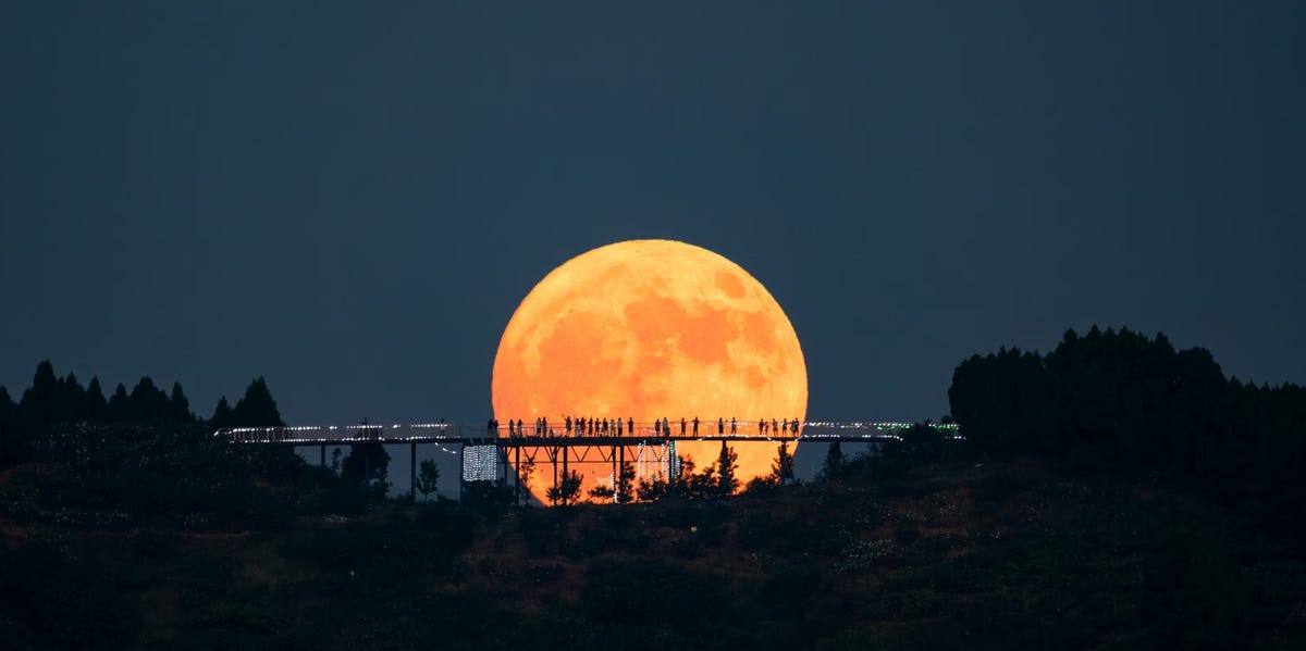 Deze week kun je de grootste supermaan van 2025 zien