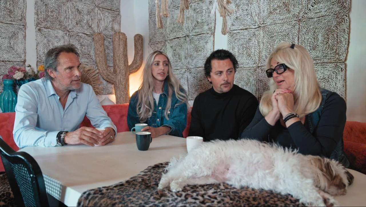 Bekende tv-familie laat zich uit de serie van De Hanslers halen