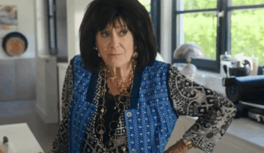 Iedereen kent haar als tante Cor – maar zó ziet Beppie Melissen er buiten Gooische Vrouwen uit