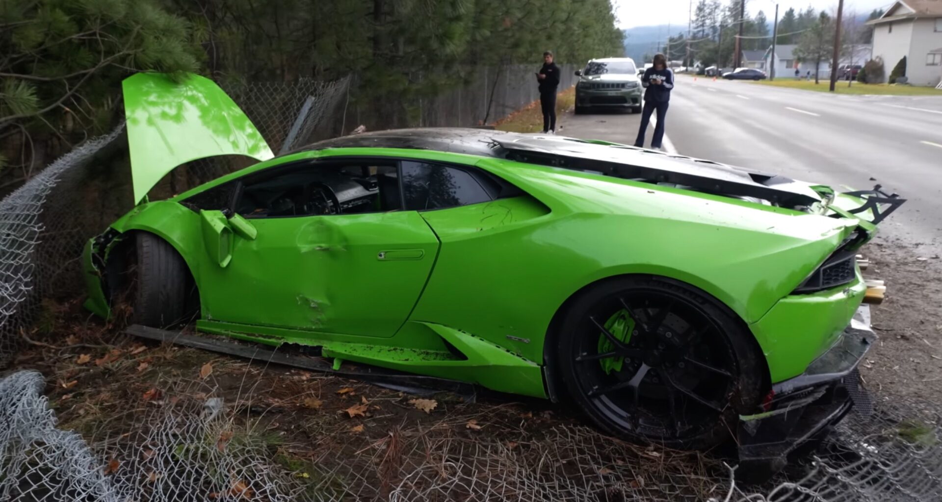 Bekende YouTuber crasht zijn flink getunede Lamborghini Huracán