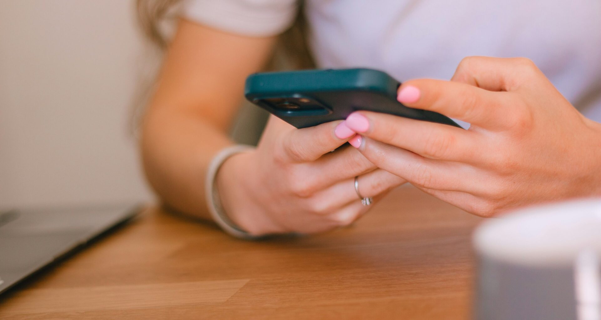 'Ze waarschuwde mijn vrouwelijke collega’s via een DM'