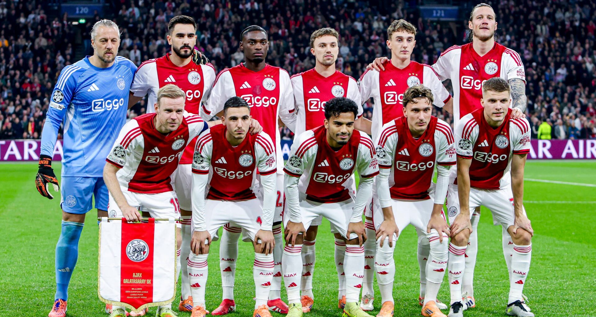 'Iedereen bij Ajax is een klootzak. Iedereen is gek. Iedereen is een incapabele prutser'