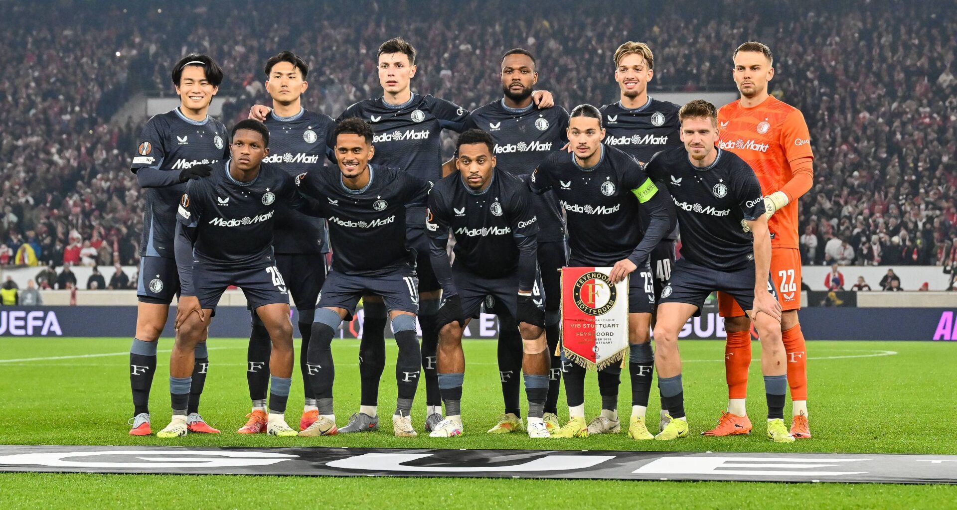 Feyenoord-fans ergeren zich massaal aan dezelfde speler: ‘Eruit en nooit meer erin!’