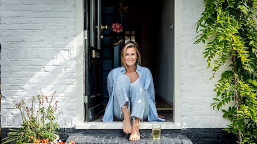 Kirsten Westrik over rol als moeder na onverwachte zwangerschap: 'Alles achterstevoren opgebouwd'