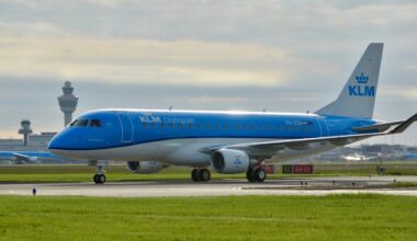 Polderbaan tijdelijk dicht na technisch probleem KLM E175 - Luchtvaartnieuws