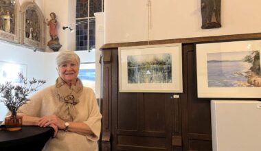 Lisette Van Tendeloo van Mariën-Bouwens stelt haar aquarellen tentoon in Allierse Kapel: “Zelfs ‘s nachts in bed krijg ik soms ingevingen”