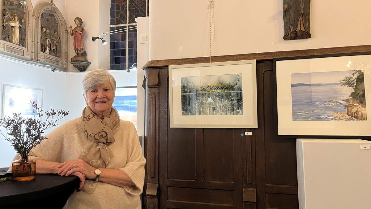 Lisette Van Tendeloo van Mariën-Bouwens stelt haar aquarellen tentoon in Allierse Kapel: “Zelfs ‘s nachts in bed krijg ik soms ingevingen”