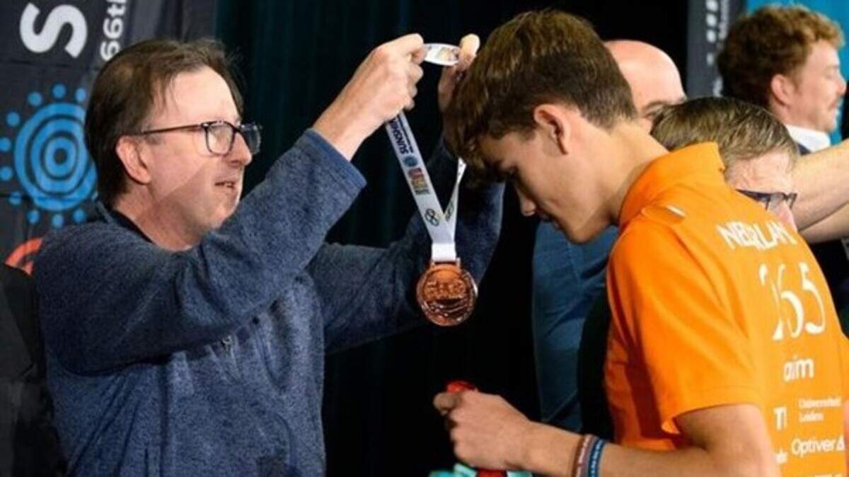Naïm Hofstede krijgt medaille bij Internationale Wiskunde Olympiade