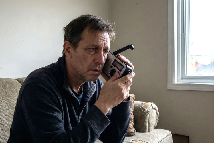 Radiostations blij met populariteit noodradio: “Hopelijk oplossing voor dalende luistercijfers”