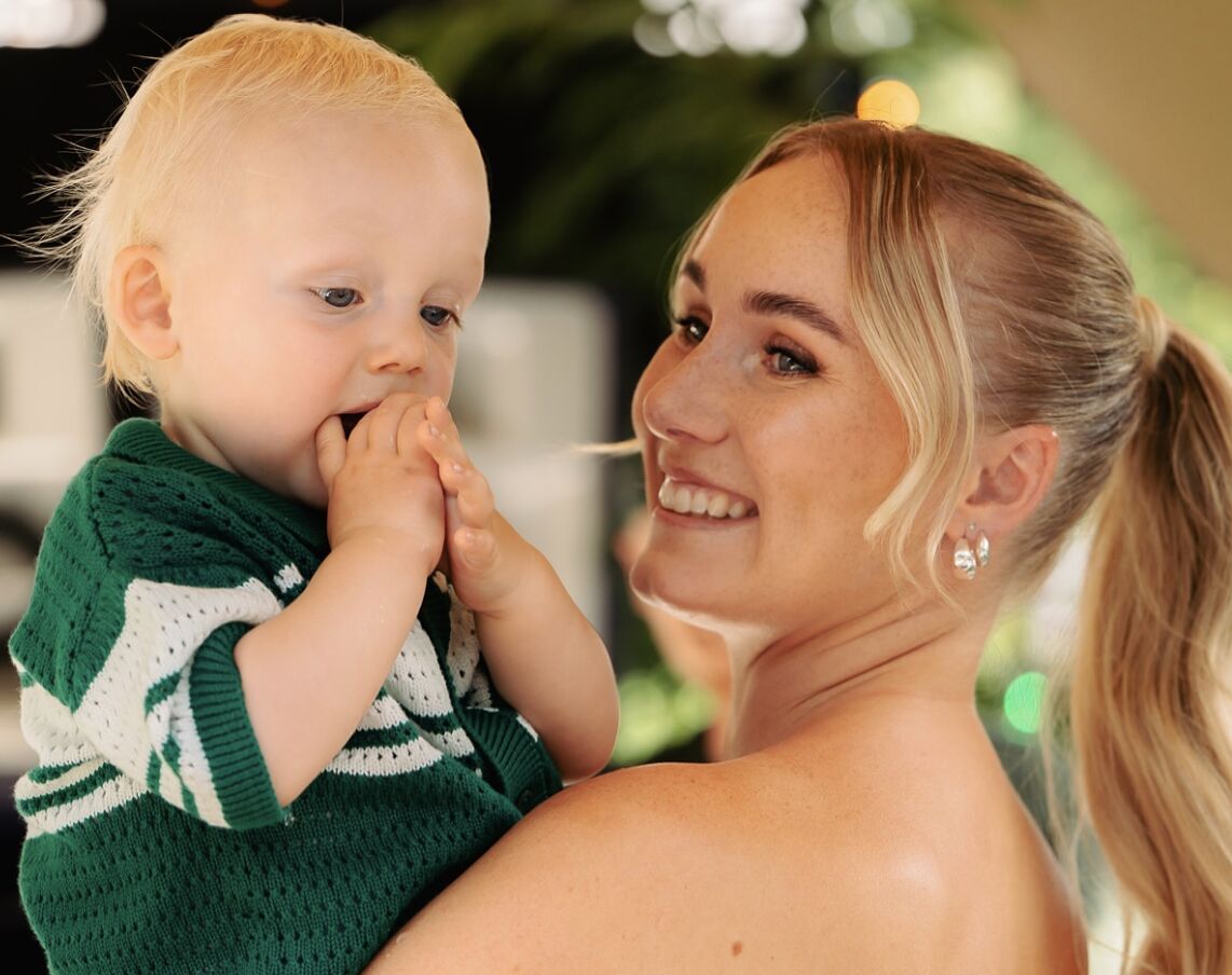 Ongeluk voor Myron Koops en zoontje Riven, Enzo in shock