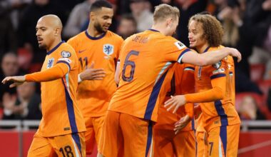 Foto: ‘Koeman gooit ‘clown’ uit Oranje’