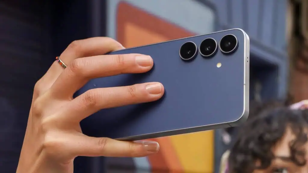 Samsung Galaxy S25 FE aanbiedingen: korting of gratis Watch7