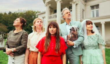 'Nederlandse versie' van 'Fleabag' nu te zien: 'Eén van de beste van de afgelopen jaren' | Serie Nieuws