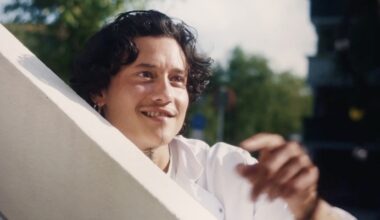 Slechts 27 jaar, de Nederlandse acteur Sky James overleden: waar ken je hem van?