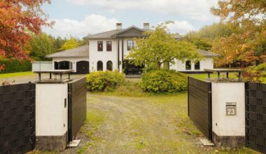 Voormalige villa van rapper Boef in Almere opnieuw te koop