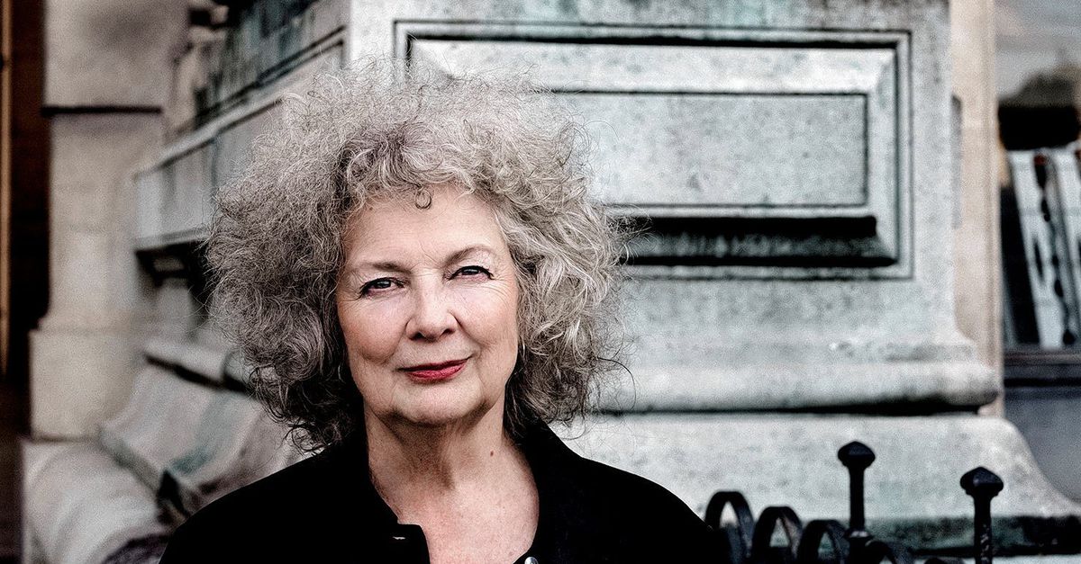 Reportage: Marlene Dumas is eerste vrouwelijke hedendaagse kunstenaar in Louvre Parijs