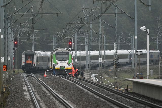 De autoriteiten onderzoeken de sabotage van het spoor in de buurt van het Poolse Mika.
