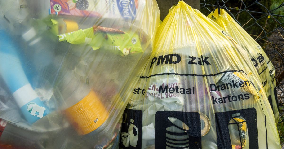 Slagroomspuit en koffiecapsules voortaan in andere afvalbak - Omroep West