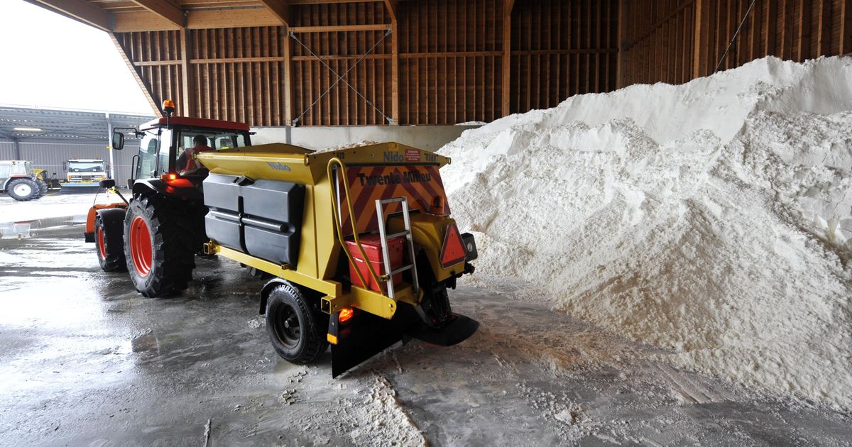Strooiploegen klaar voor winters weer in Overijssel - RTV Oost