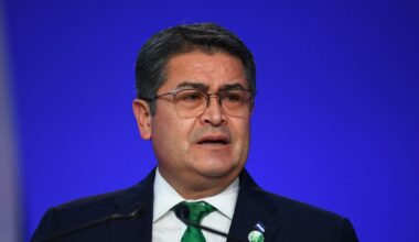 Een rechtse narcopresident krijgt van Trump gratie, een linkse wordt bedreigd met militair ingrijpen