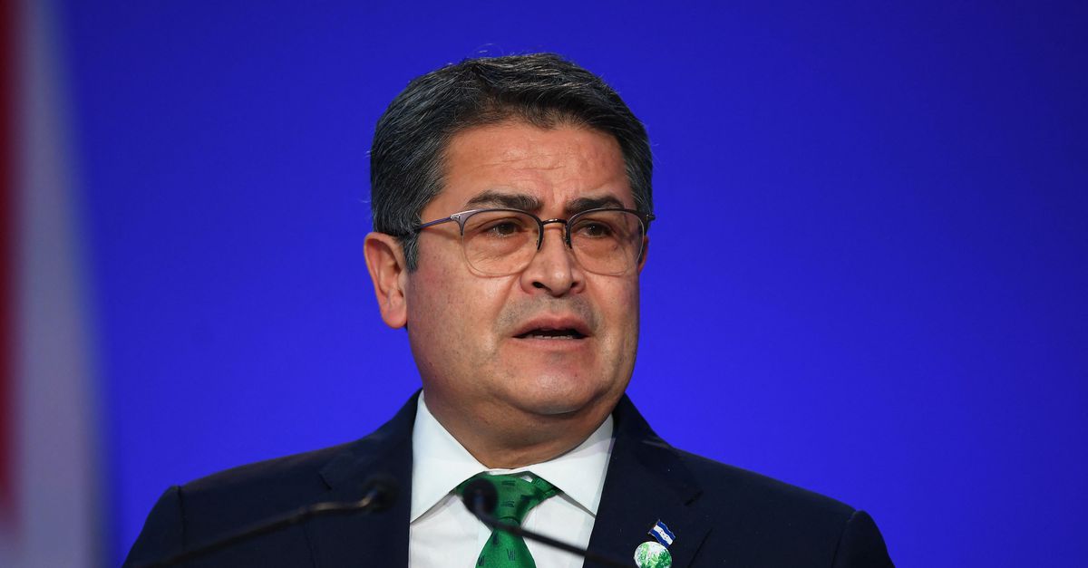 Een rechtse narcopresident krijgt van Trump gratie, een linkse wordt bedreigd met militair ingrijpen