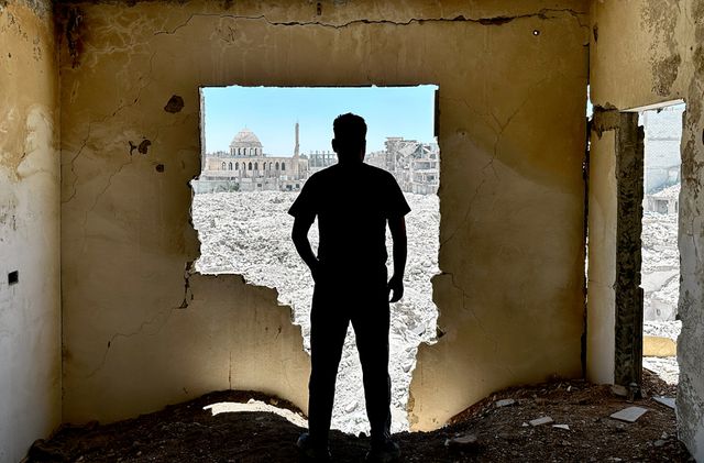 De zoon van Saeed die gedwongen werd om lichamen te verbranden. 