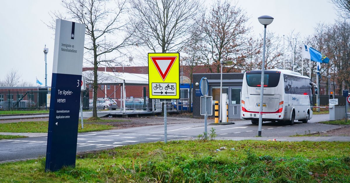 Keijzer zegt 'nee' tegen gratis pendelbus Emmen - Ter Apel