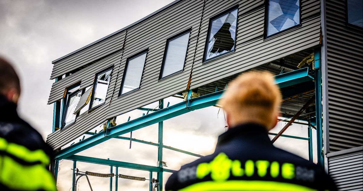 Instorting pand blijft voor medewerkers van sloopbedrijf een raadsel - Rijnmond