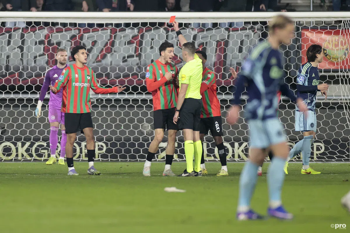 ESPN-analisten eensgezind over rood bij NEC - Ajax