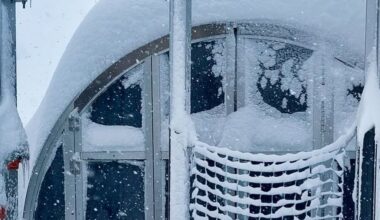 Dit skigebied moest sluiten omdat er simpelweg te veel sneeuw ligt