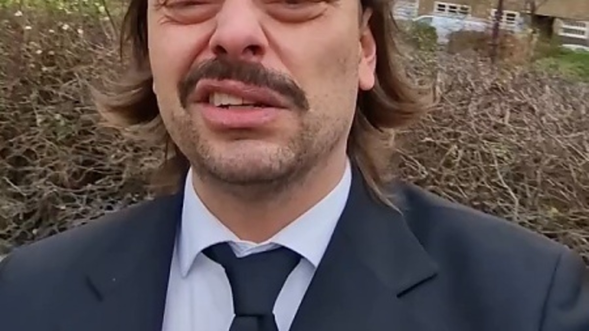 Gover Meit richt zich na korte radiostilte tot Belgische fans: “Kan me niet herinneren dat ik me ooit zo gelukkig voelde als nu”