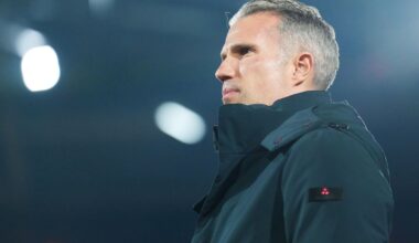 Advies voor Robin van Persie: 'Hulp van ervaren trainer kan hij nu goed gebruiken'