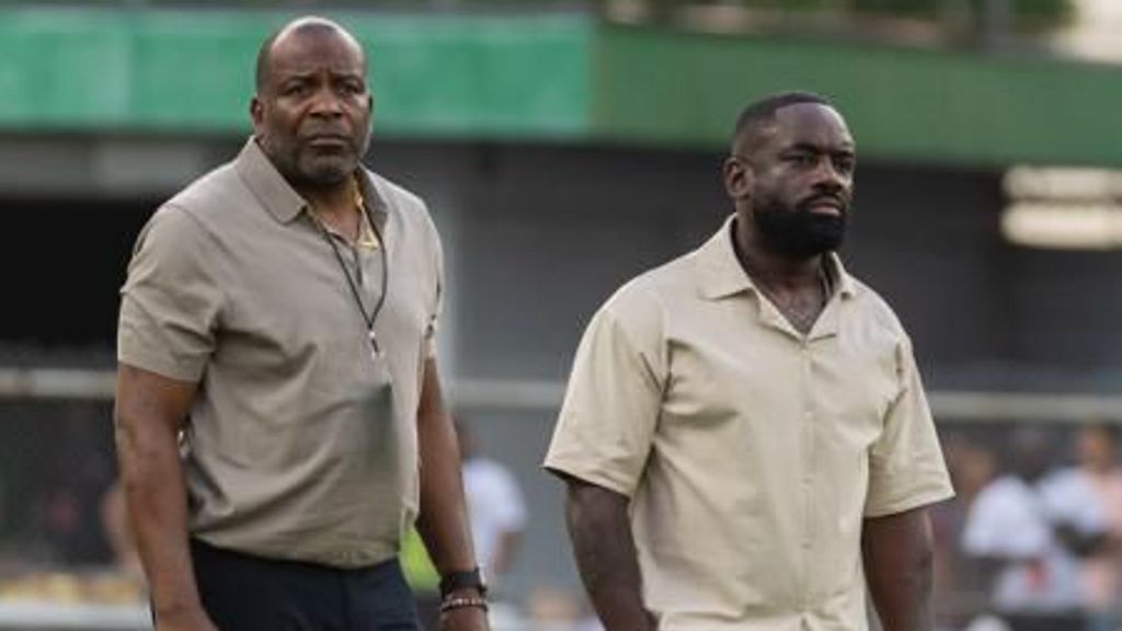 Surinaamse bond noemt vertrek Menzo 'eeuwig zonde', Fraser mogelijke opvolger