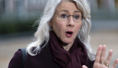 Mona Keijzer drukte als CDA-staatssecretaris illegale overname Sandd door PostNL door - Joop