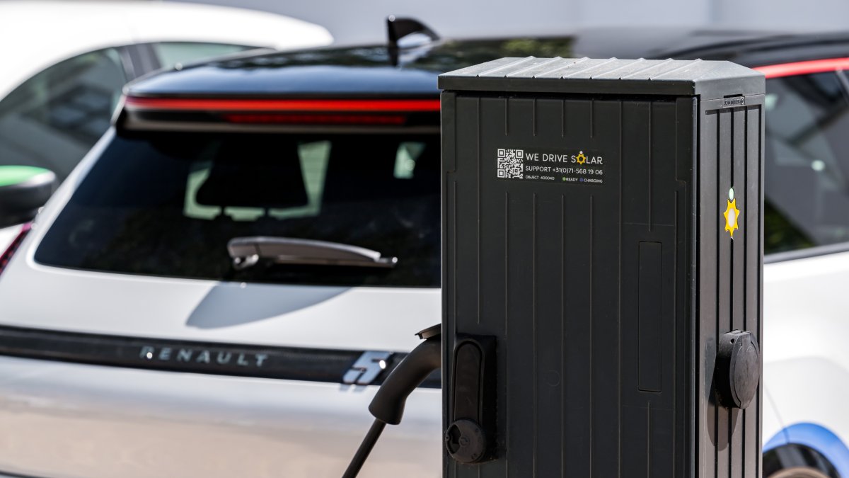 Deze 3 elektrische auto's kunnen begin 2026 aan de slag als thuisbatterij