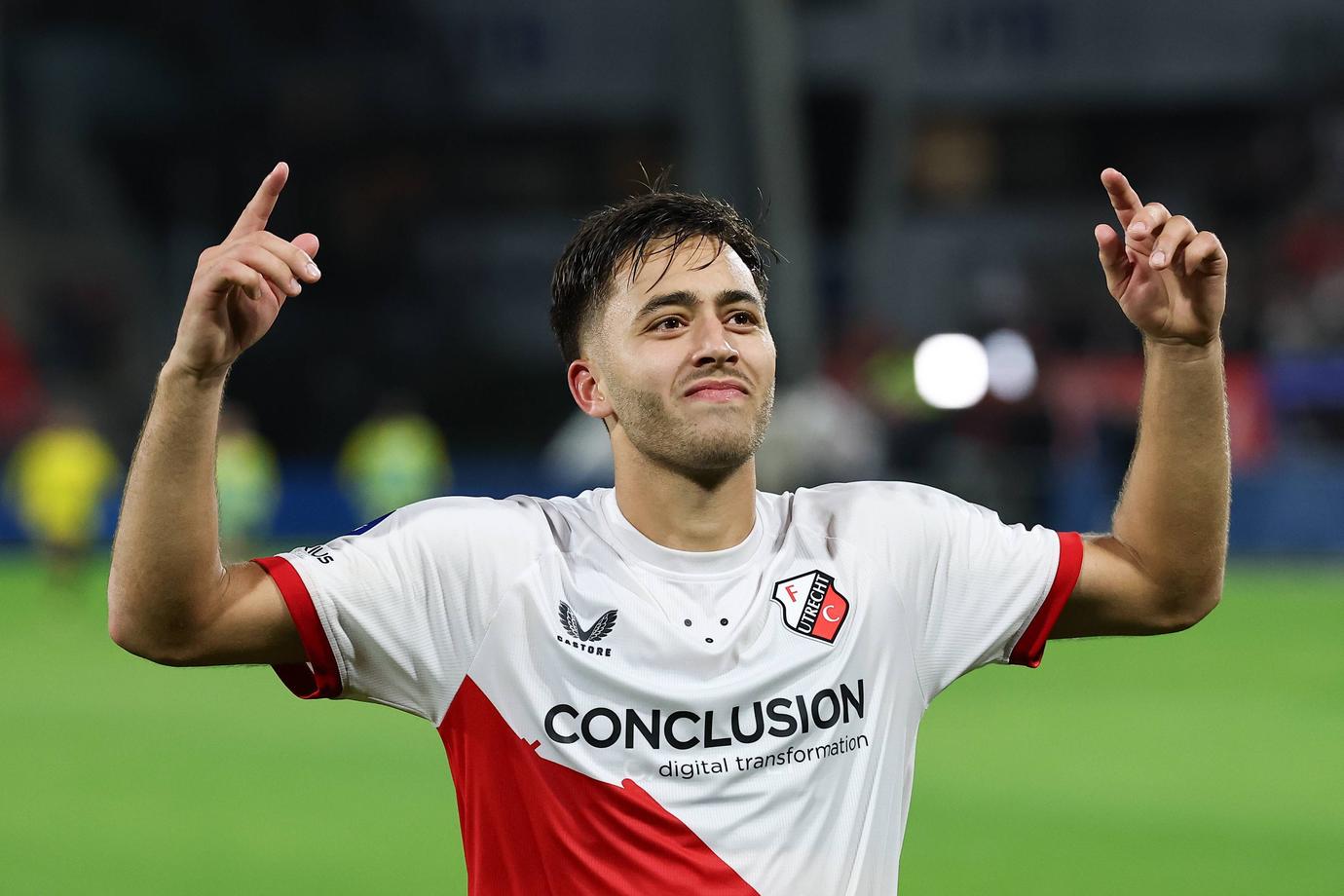 Ajax, dat zich in winter wil versterken met El Karouani, krijgt boodschap van zaakwaarnemer